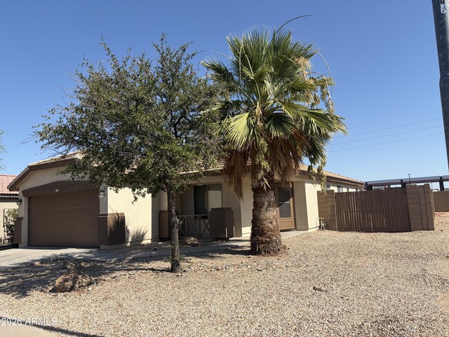 Foto del edificio - 17260 W Navajo St