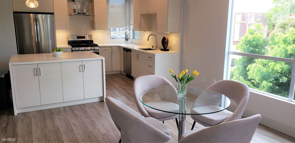 Primary Photo - 2 br, 2 bath Apartment - Olympic Apts. PH1