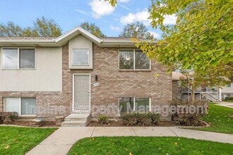 Building Photo - 762 N 1060 W