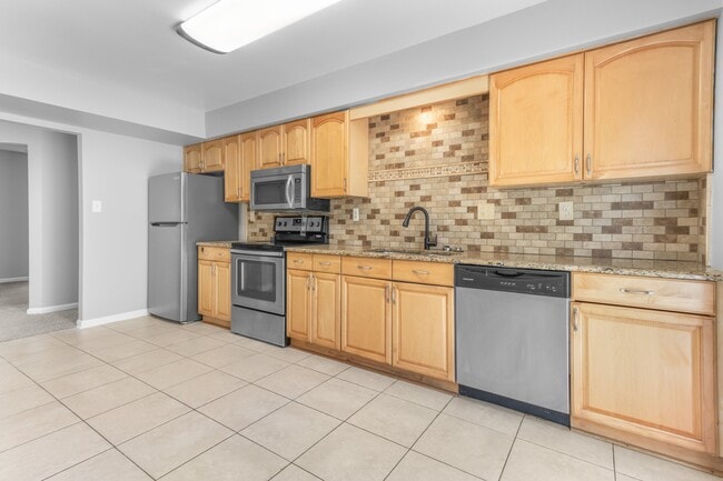 Building Photo - 35-1508 Chirnside Ct