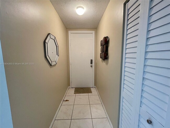 Building Photo - 3051 NW 46th Ave