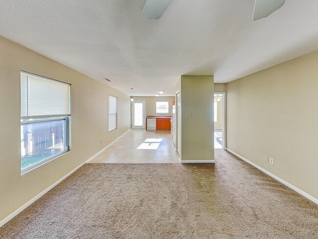 Building Photo - 10455 Candy Apple Ln