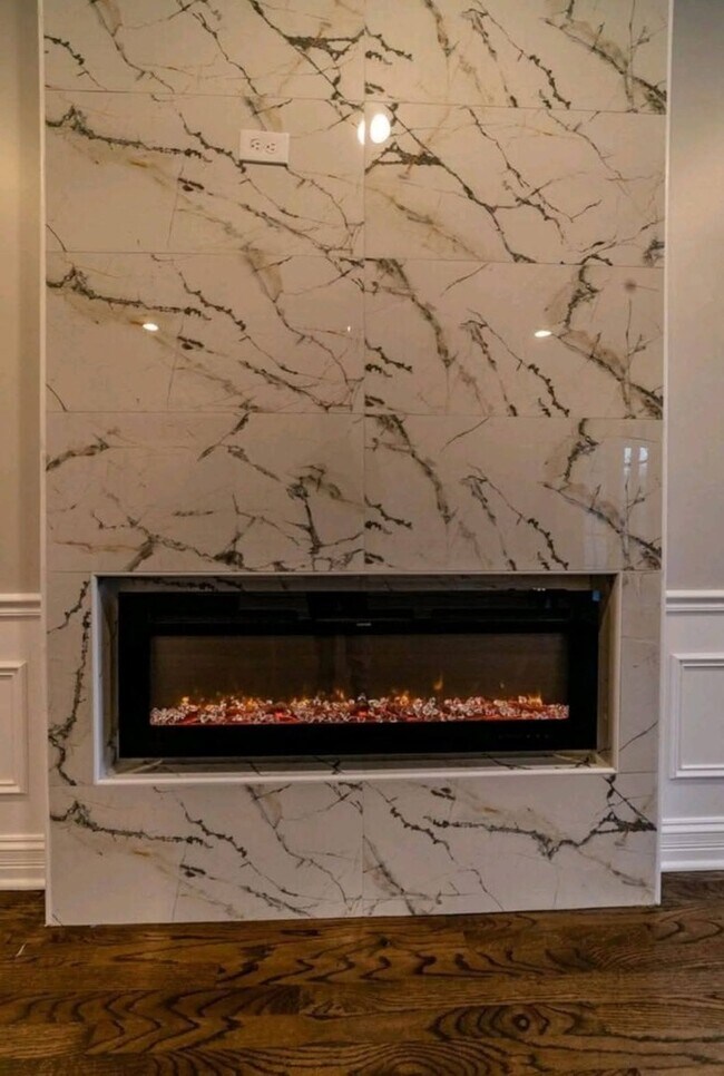 Building Photo - 5824 S Michigan Ave