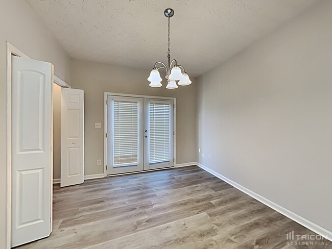 Building Photo - 441 Pondweed Dr