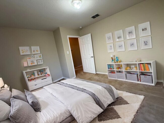Foto del edificio - GATED COMMUNITY  |  3 BED  |  2 BATH  |  S...