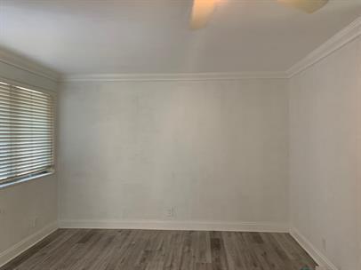 Building Photo - 2130 NE 42nd Ct