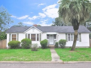 Building Photo - 7730 Lorain St