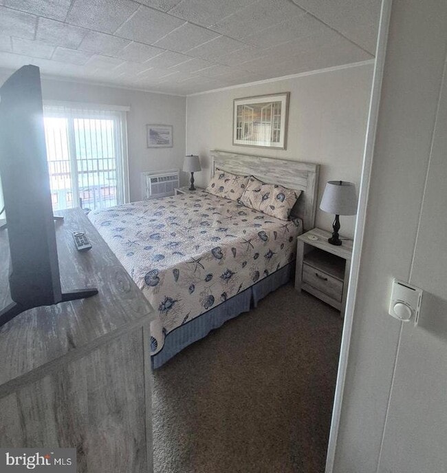 Foto del edificio - 745 Mooring Rd