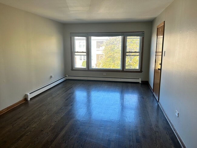 Building Photo - 5645 W 63rd Pl