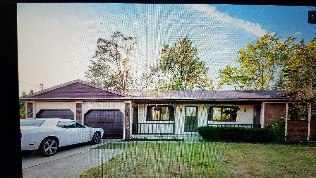 Foto principal - 3729 Ivanrest Ave SW