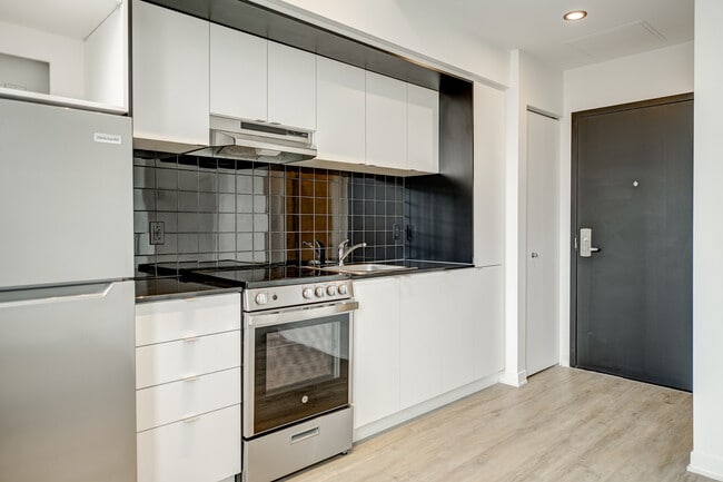 Kitchen - Gramercy Residences