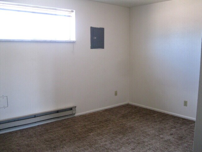 Building Photo - 250 S 1025 W