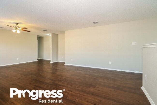 Building Photo - 1815 Northridge Dr