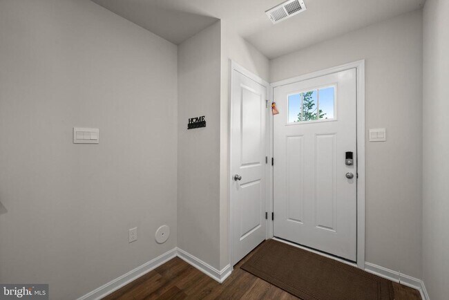 Foto del edificio - 434 Herringbone Wy