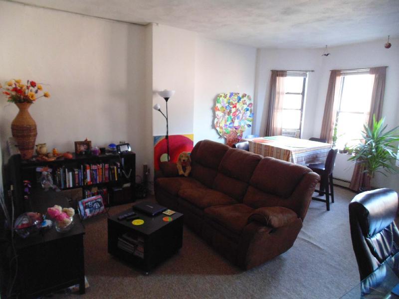 Foto principal - 63 S Huntington Ave
