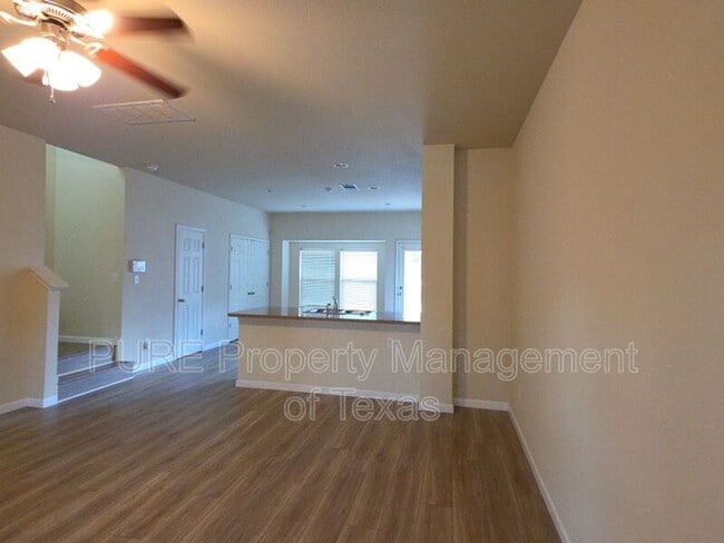 Building Photo - 4618 Senda Ln