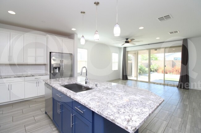 Building Photo - 9624 E Twinkle Cir