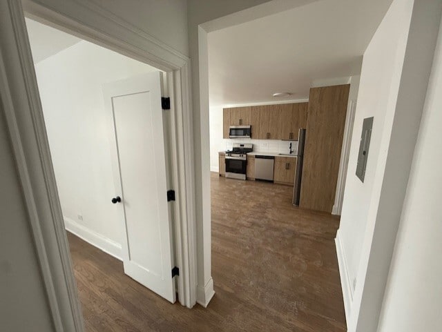 Building Photo - 6308 N Artesian Ave