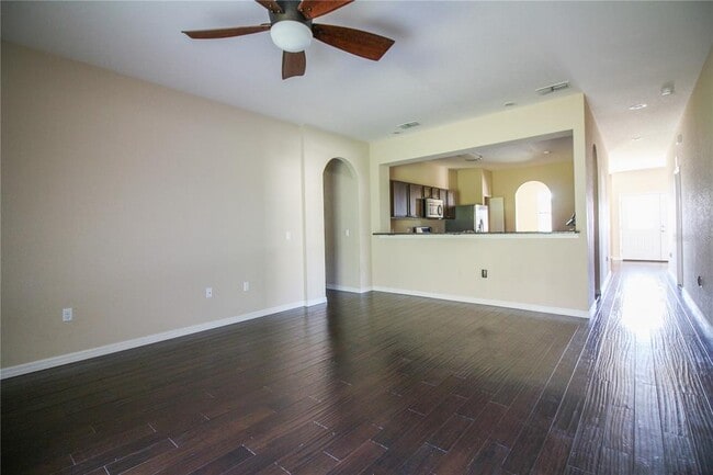 Building Photo - 1918 Griffin's Green Dr