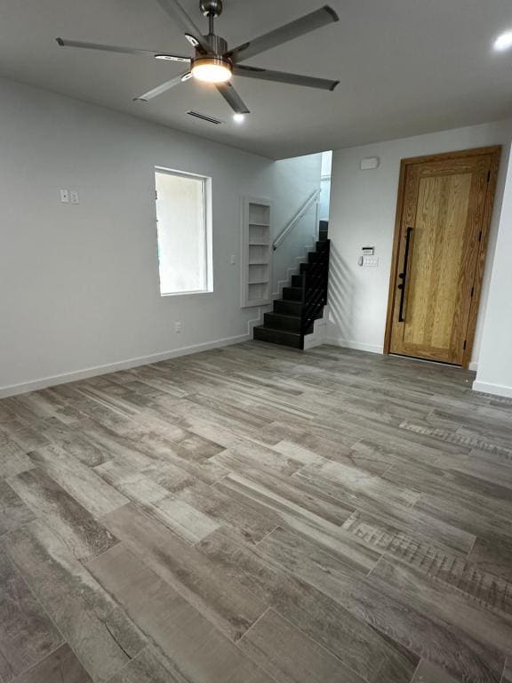 Building Photo - 310 E Rogers Rd