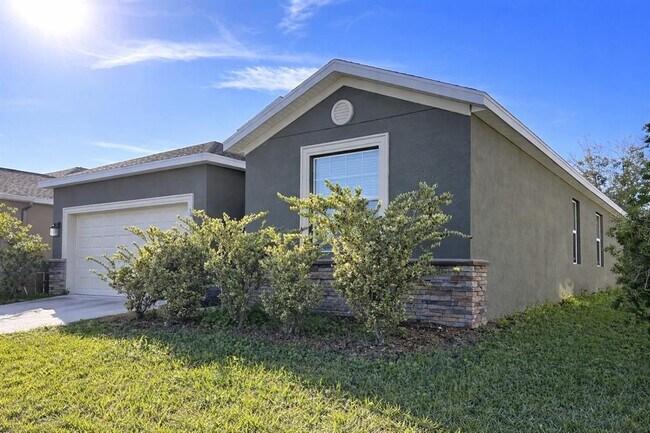 Foto del edificio - 3943 Cortland Dr