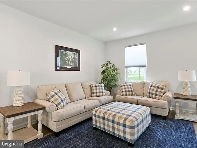 Living Room - 131 Dripping Spring Dr
