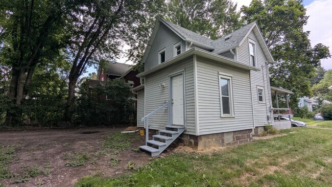 Foto del edificio - Newly renovated two-bedroom, one-bath home in Canton
