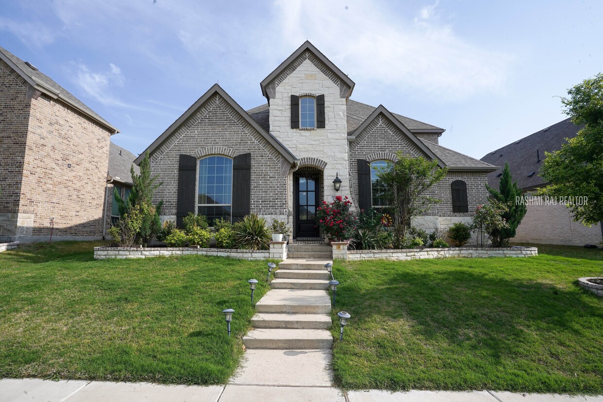 Primary Photo - 12559 Ravine Creek Rd
