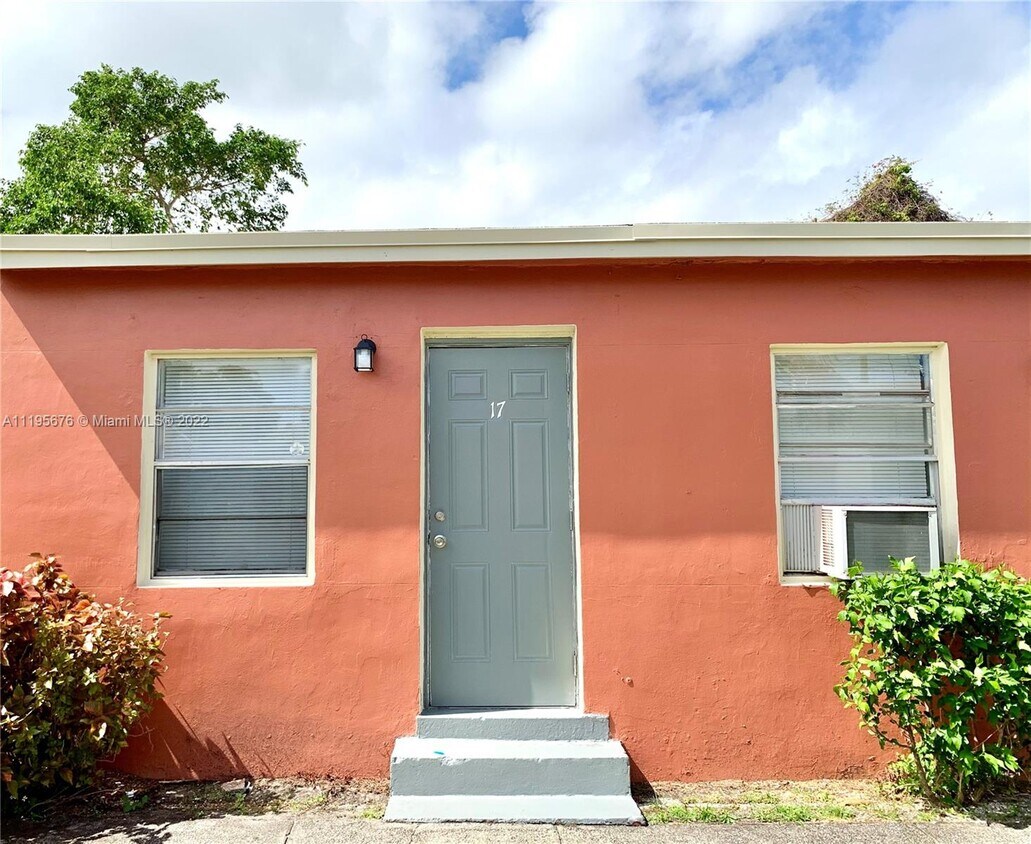 2321 Adams St Unit 17, Hollywood, FL 33020 Apartment for Rent in Hollywood, FL