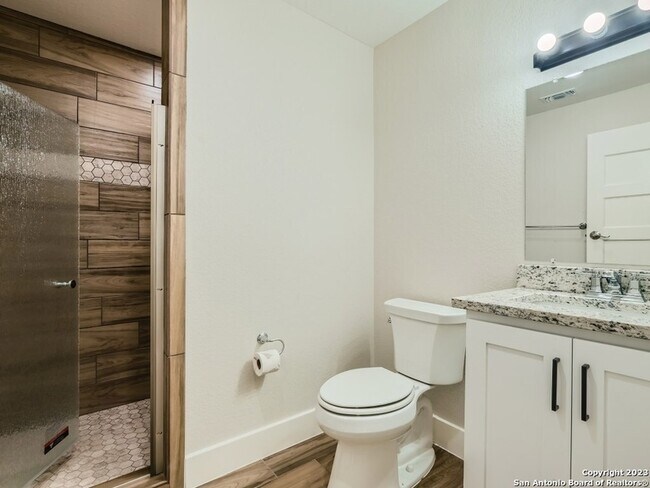 Foto del edificio - 839 Oasis St