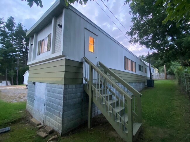 Building Photo - 11 Shovel Head Dr