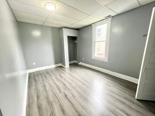 Foto del edificio - 3420 W Jefferson St