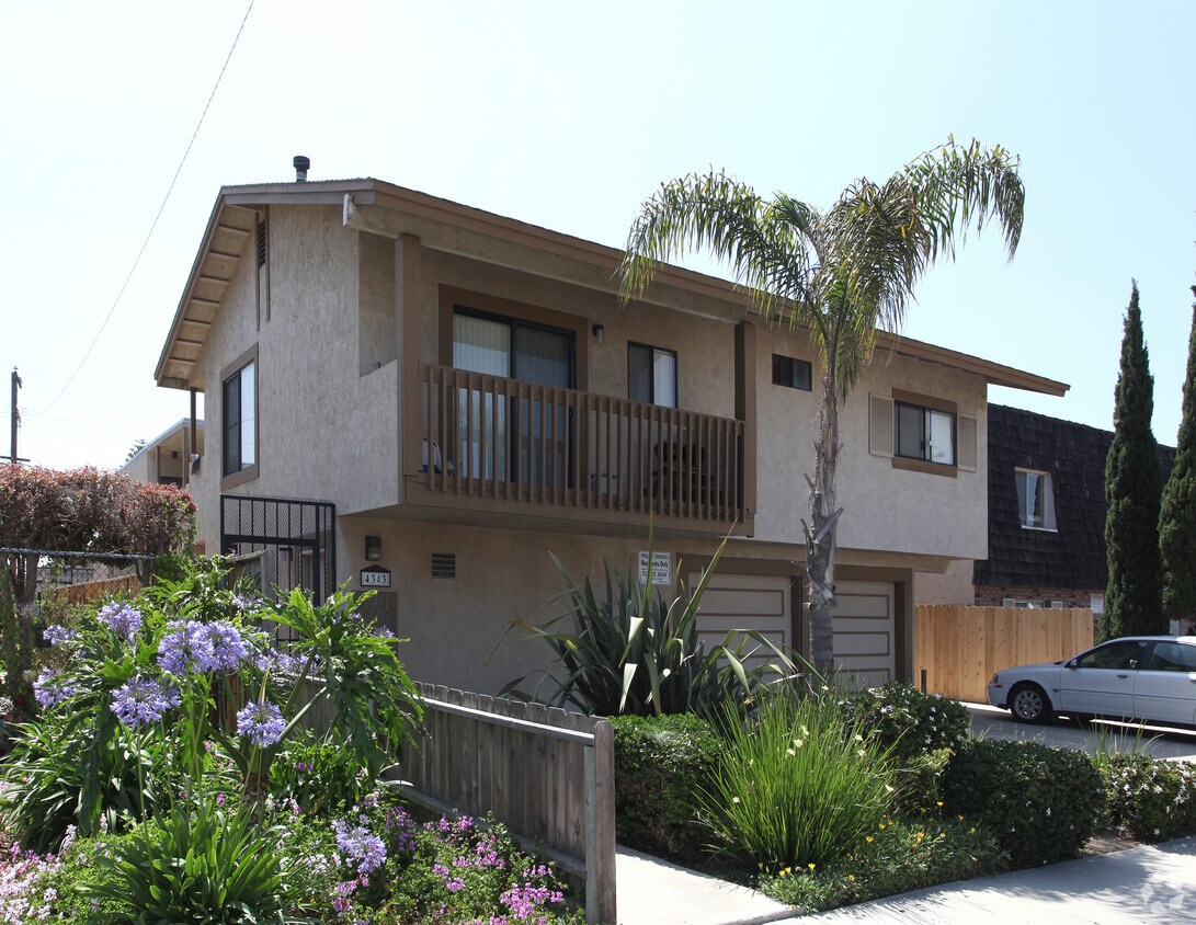 Foto principal - 4343 Cherokee Ave