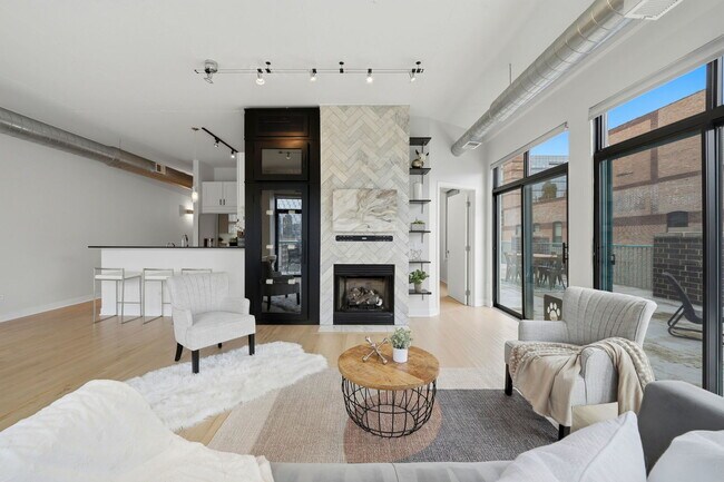 Foto del edificio - 910 W Madison St