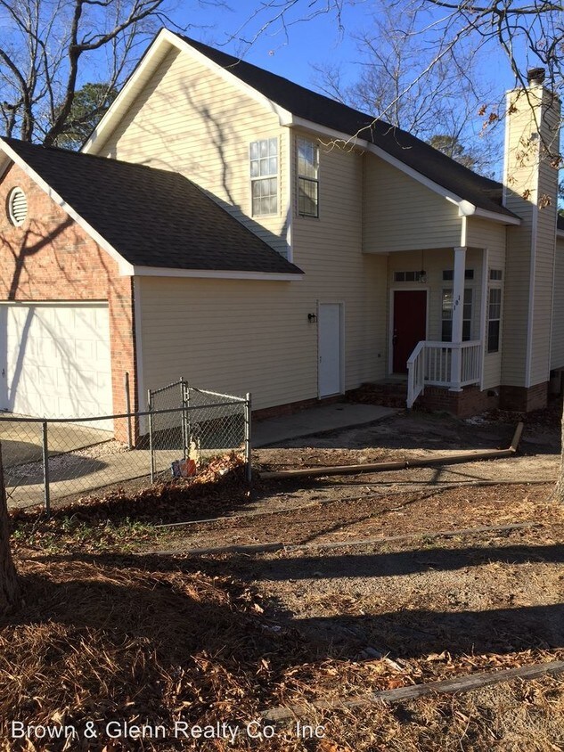 101 Gusty Ln, Hopkins, SC 29061 House for Rent in Hopkins, SC