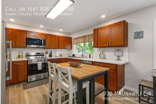 Building Photo - 930 Maunawili Cir