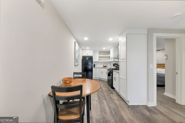 Building Photo - 243 N Georgia Ave