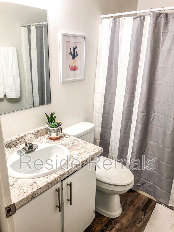 Foto del edificio - 257 W 600 N