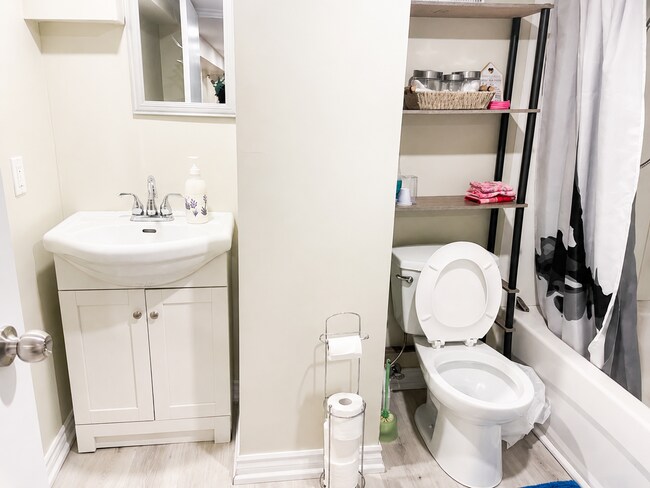 Photo du bâtiment - 25 Barnesdale Av S