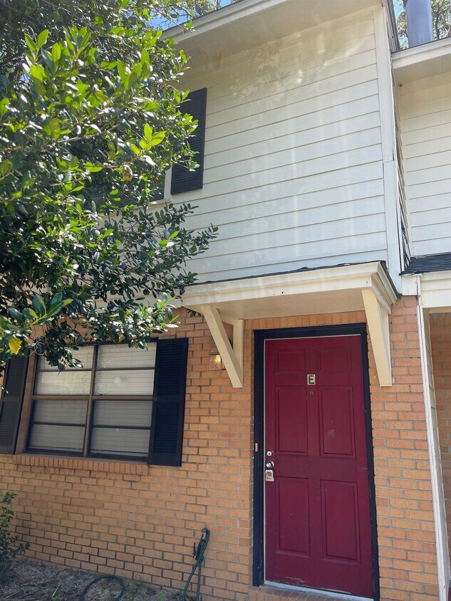 Foto principal - 1415 Pullen Rd