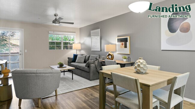 Building Photo - 10700 N La Reserve Dr