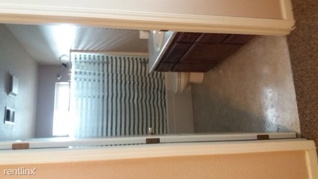 Foto del edificio - 2 br, 1.5 bath Townhome - 1268 Stewart Road