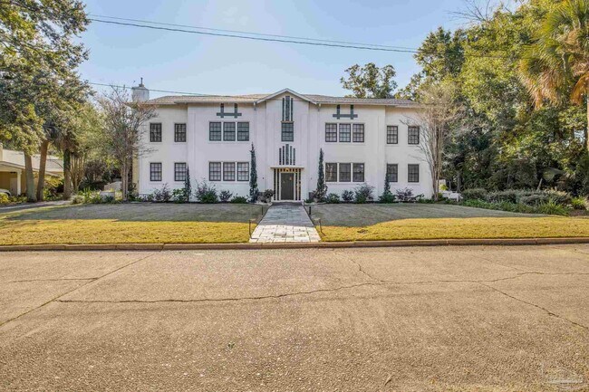 Foto del edificio - 1515 E Lakeview Ave