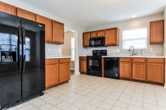Building Photo - 2707 Brownlow Ct