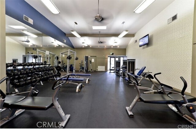 Building Photo - 5525 Canoga Ave