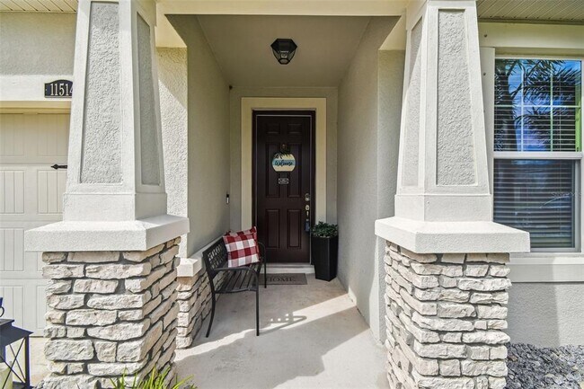 Foto del edificio - 11514 Cedar Valley Dr