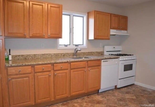 Building Photo - 157 Lafayette Ave