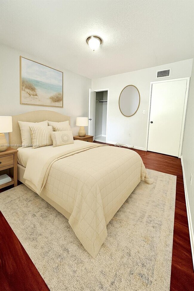 Foto del edificio - 3490 SW 9th St