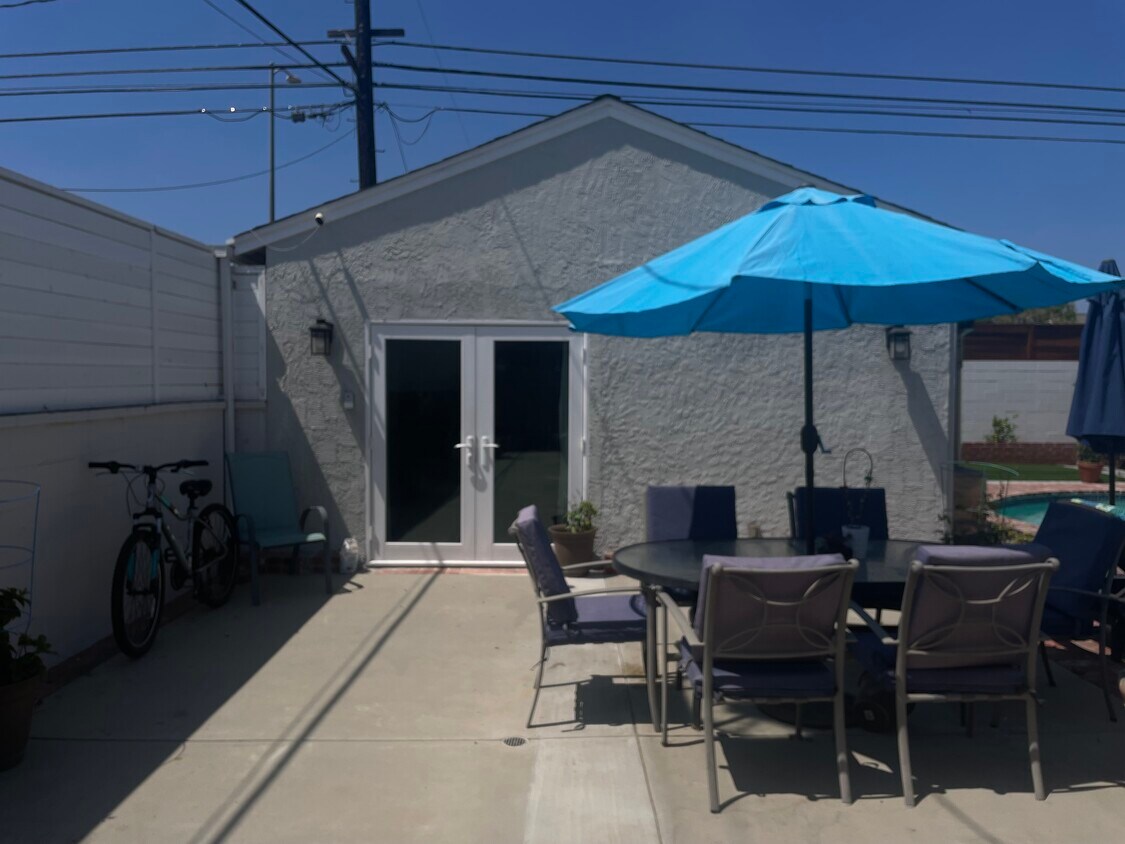 7509 Naylor Ave, Los Angeles, CA 90045 House Rental in Los Angeles