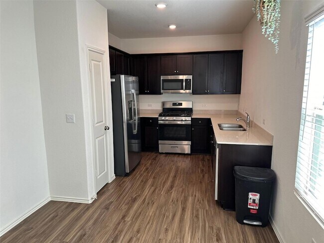 Building Photo - 3504 Lodgepole Drive